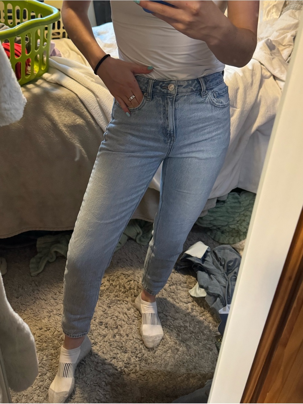 American Eagle mom jeans